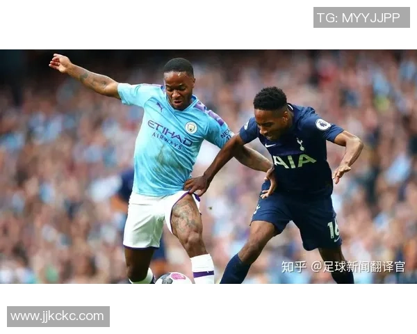 足球罚蓝的背后故事与影响解析探讨足球运动的公平与争议